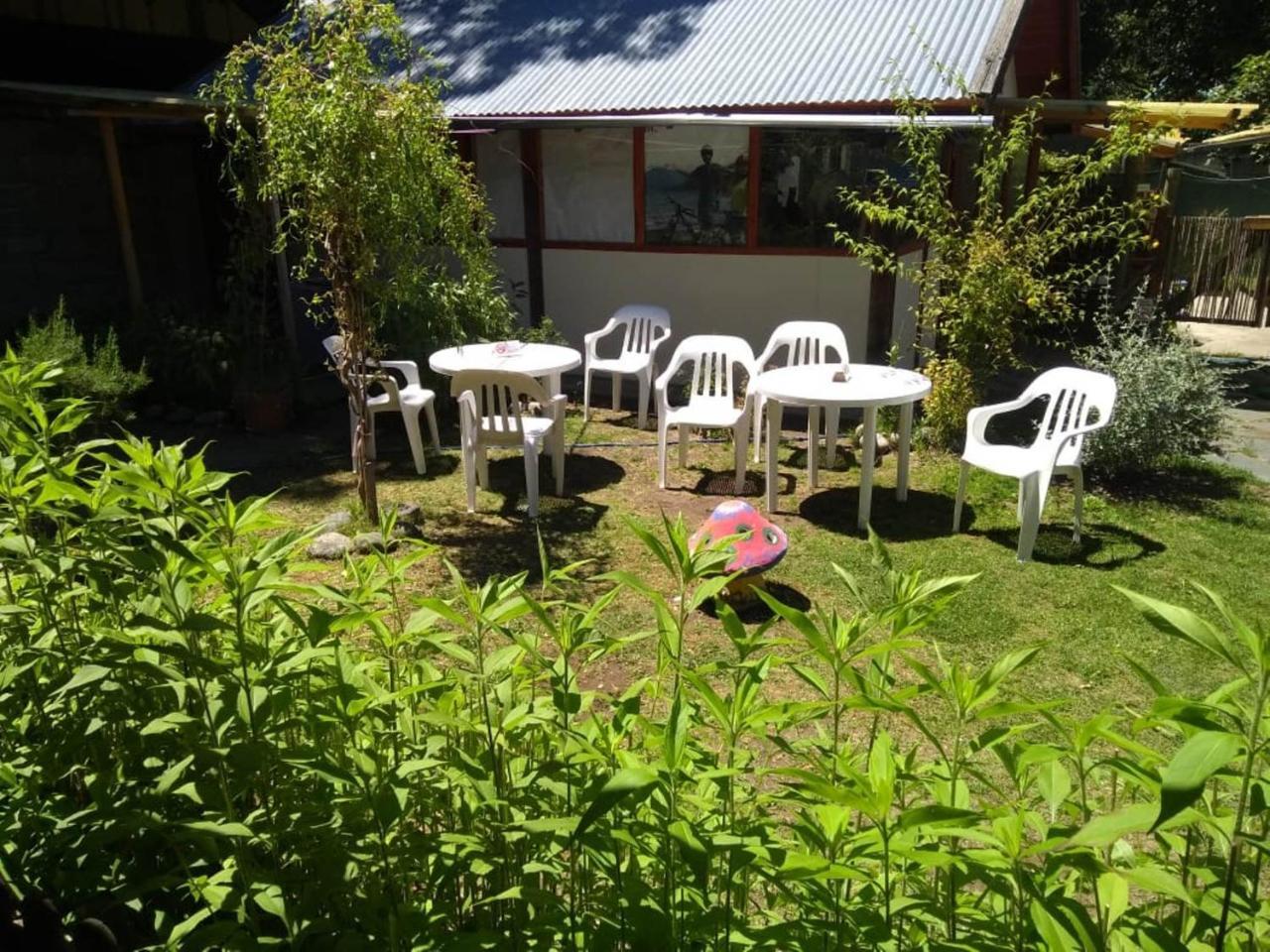 La Casa Del Arbol - Hostel El Bolsón Zewnętrze zdjęcie